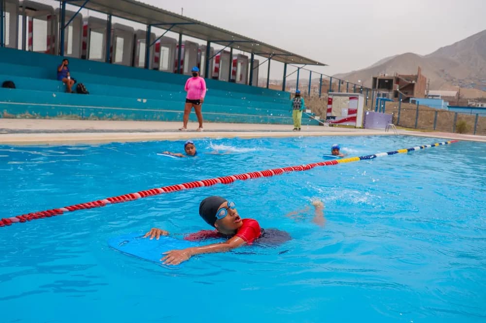 Piscina municipal, Los Huertos de Manchay